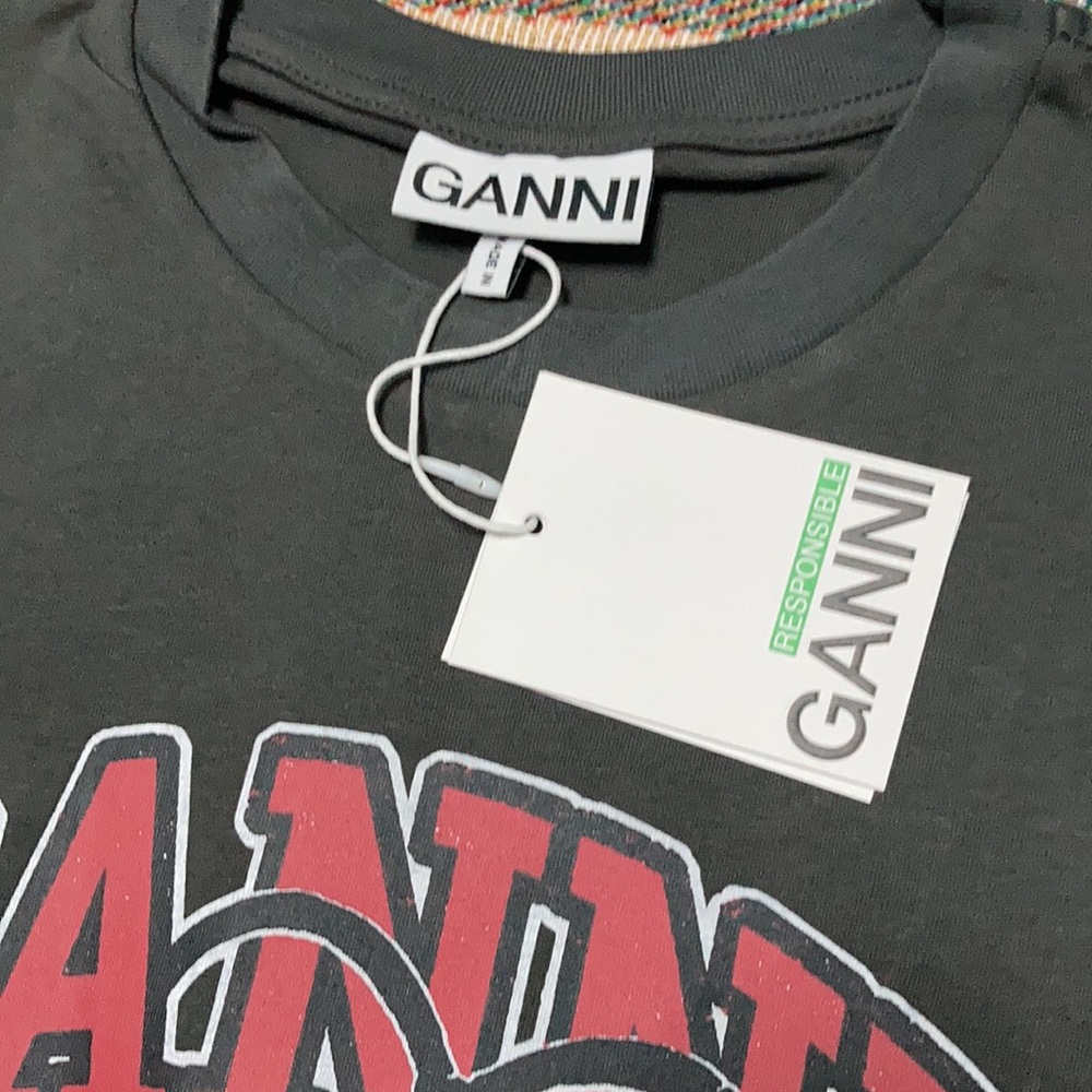 Black Basic Jersey Red Cherry Relaxed T-Shirt Siz… - image 3